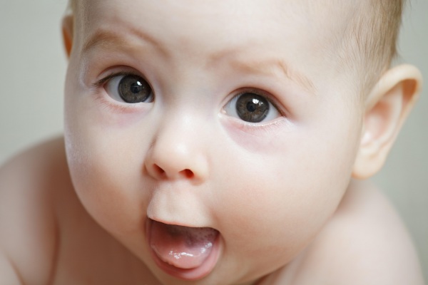 pediatra spiega linguaggio segreto neonati